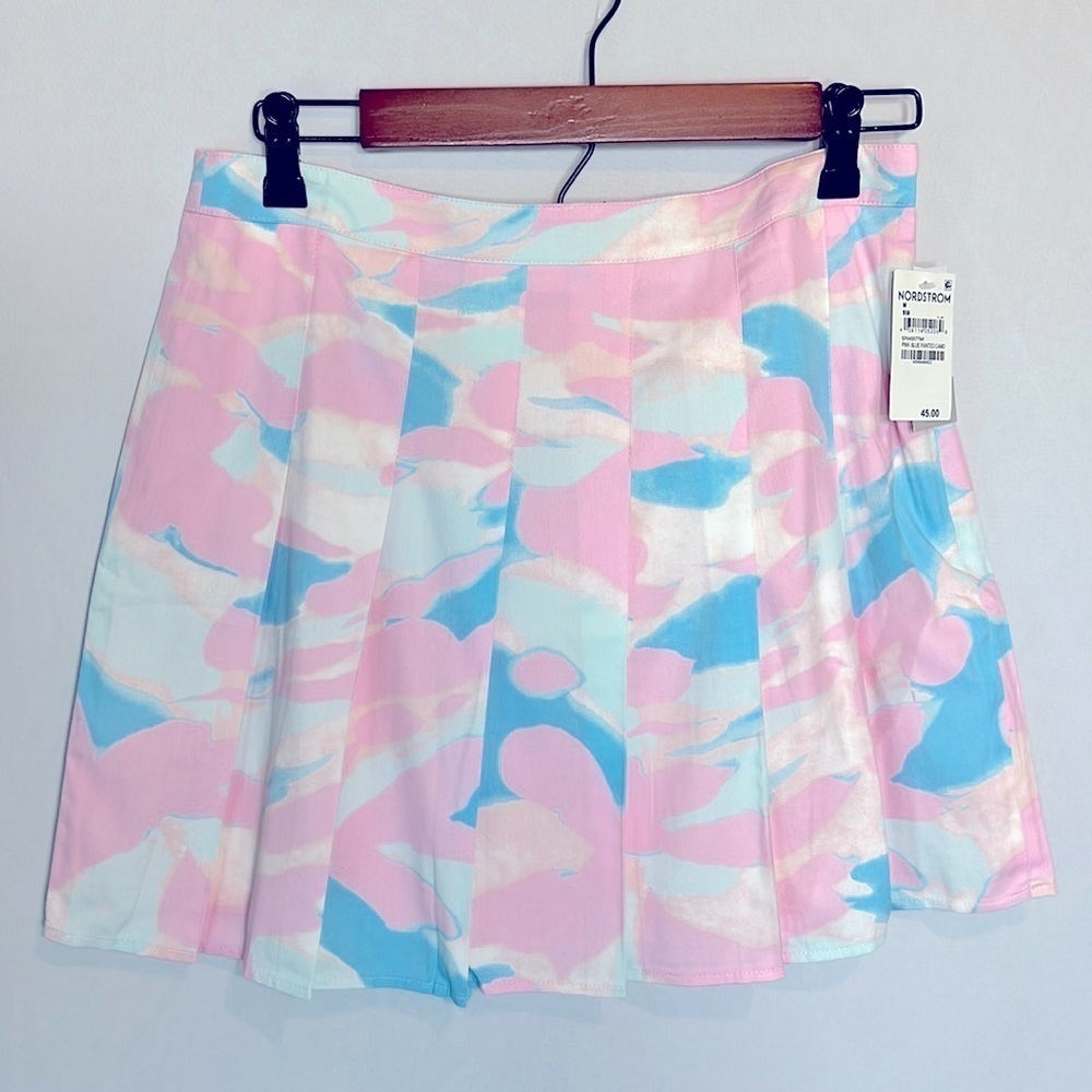 BP Pleated mini skirt size M NWT